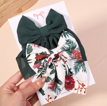 Load image into Gallery viewer, * Bow Hair Clip - Green &amp; Floral
